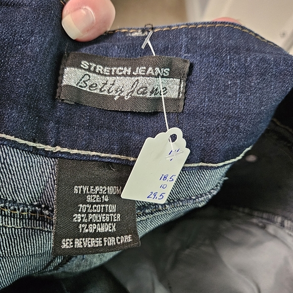 Betty Jane stretch jeans size 14 boot cut - Picture 2 of 3